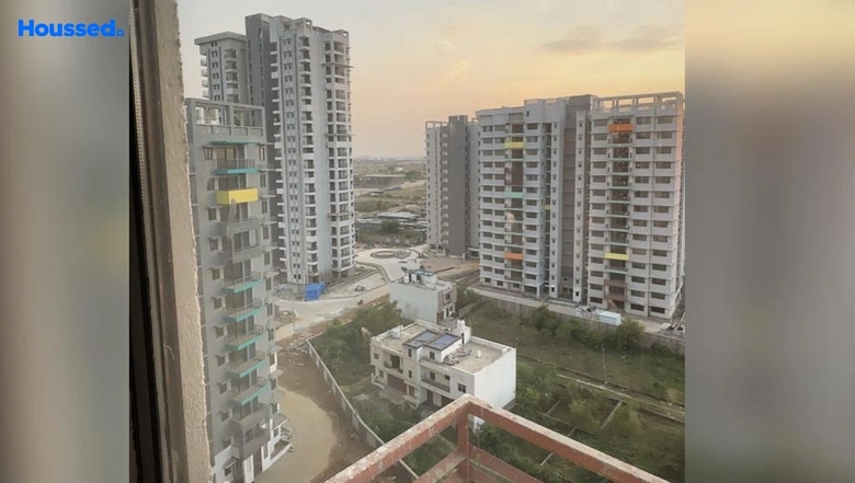 Image of 3 BHK Flat for Resale in Saakaar Aquacity Danapur, Patna