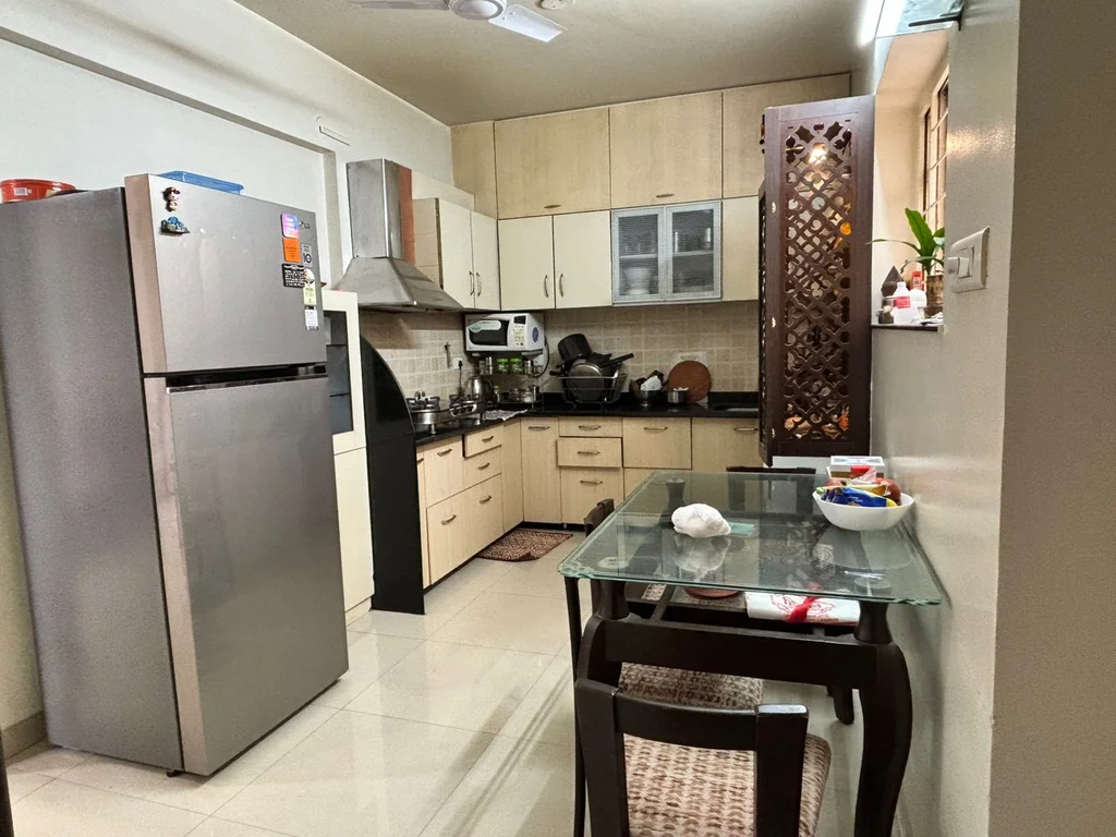 Image of 2 BHK Flat for Resale in Kothrud, Pune