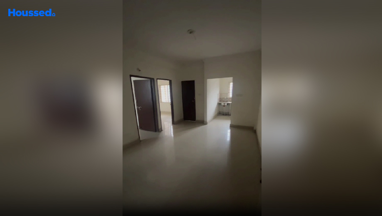 Image of 2 BHK Flat for Resale in Kolar Road, Bhopal