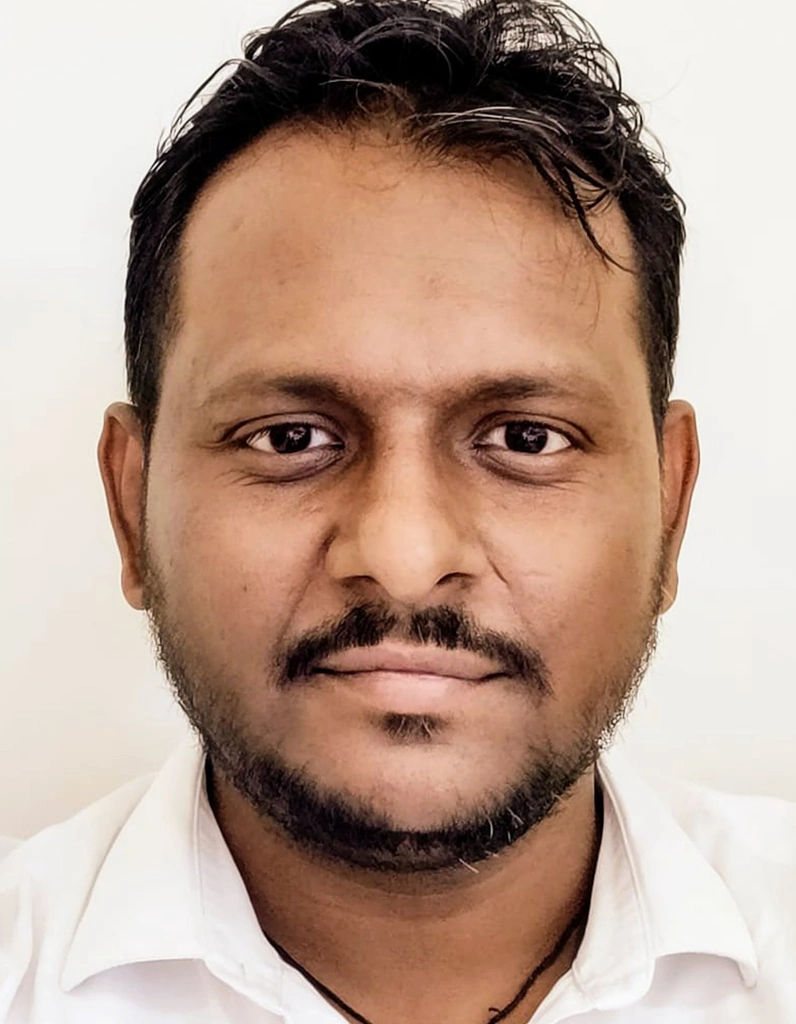 Riyaz Shaikh, verified real estate agent in Mumbai