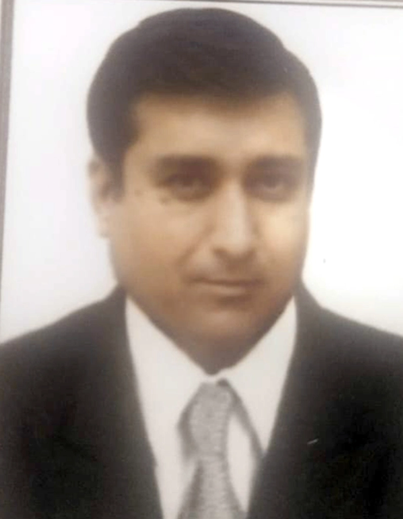 Jitendra Prajapati, verified real estate agent in Vadodara