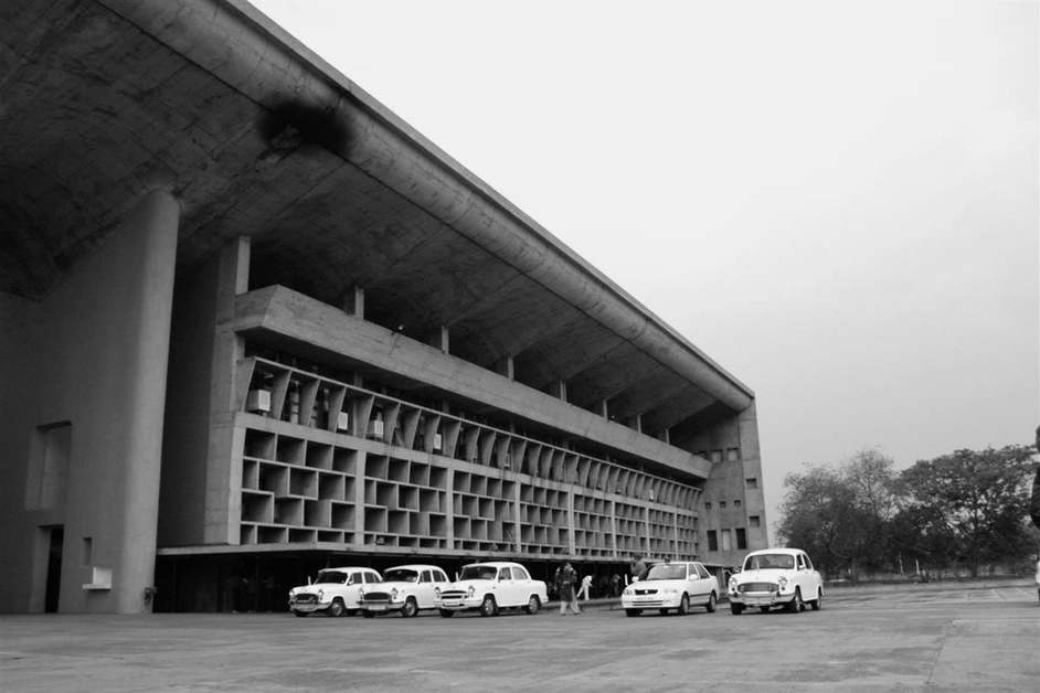 Punjab & Haryana HC stays allotment of plots in Aravali green belt