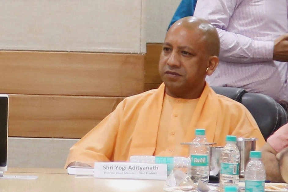 Resident's Associations Met Uttar Pradesh Chief Minister Regarding Registry Delays