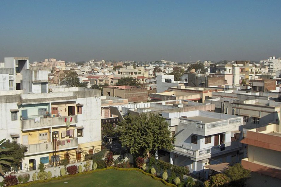 Notices to Real Estate Developers for Royalty Dues—Gujarat