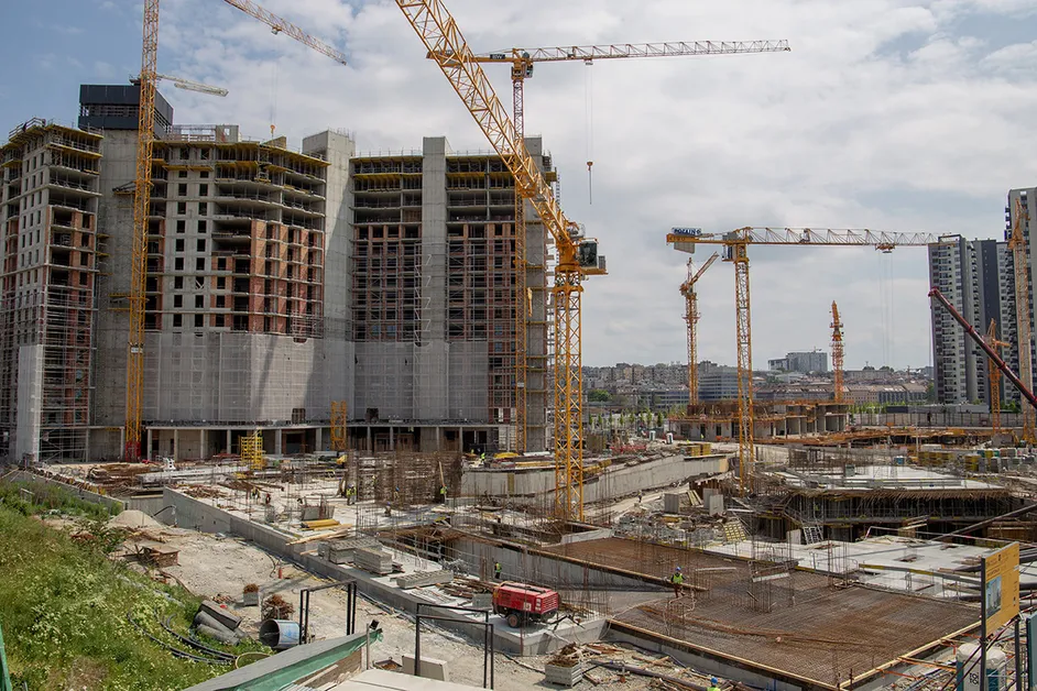 Maharashtra Housing Ministry Takes Bold Steps to Revive Stuck Realty Projects
