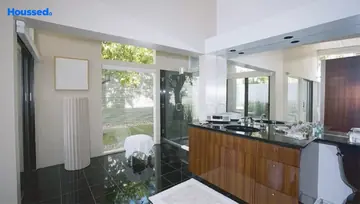 Sample Apartment of LGCL Beautiful World - Image 107566