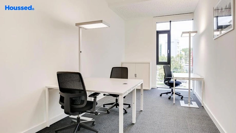 Sample Apartment of Coworking Space in Regus Novotel, Saheed Nagar - Image 300018