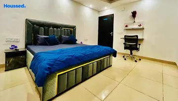 Project Image of Girls & Boys PG/Hostel in HelloWorld Aravalli DLF Phase 3, Gurgaon - Image 302474