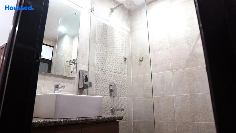 Project Image of Girls & Boys PG/Hostel in HelloWorld Capitol, DLF Phase 3 - Image 302480