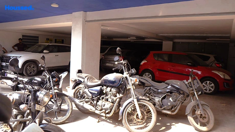 Project Image of Girls & Boys PG/Hostel in HelloWorld Capitol, DLF Phase 3 - Image 302482