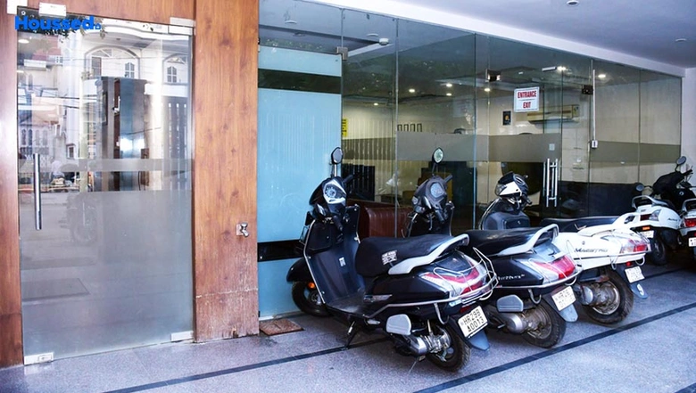 Project Image of Girls & Boys PG/Hostel in HelloWorld Cybercity, DLF Phase 2 - Image 302490