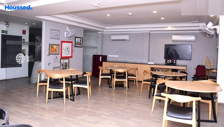 Project Image of Girls & Boys PG/Hostel in HelloWorld Luxuria, DLF Phase 2 - Image 302515