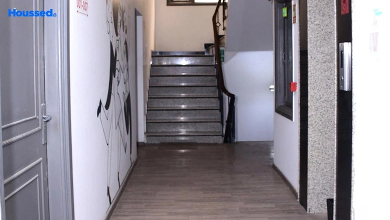 Project Image of Girls & Boys PG/Hostel in HelloWorld Luxuria, DLF Phase 2 - Image 302514