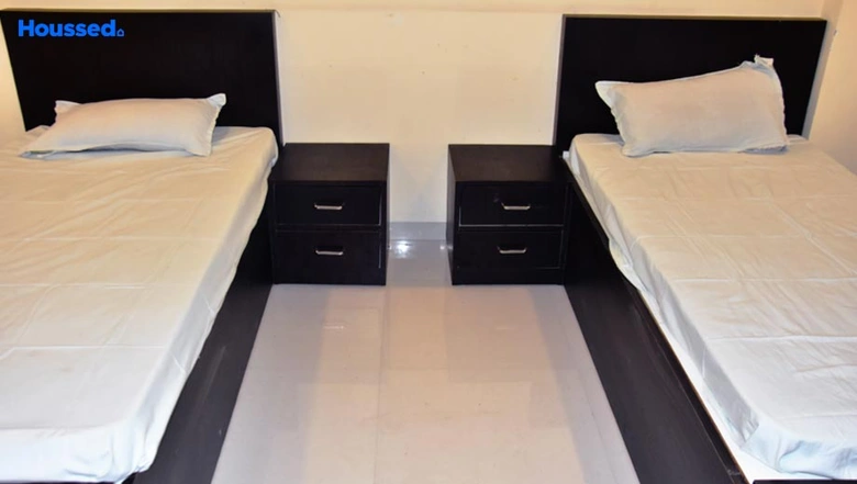 Project Image of Girls & Boys PG/Hostel in HelloWorld Falcon, Khajrana - Image 303410