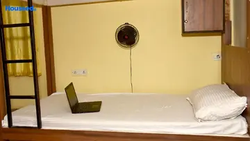 Project Image of Girls & Boys PG/Hostel in HelloWorld Hilkon Homes Bow Bazar, Kolkata - Image 304011