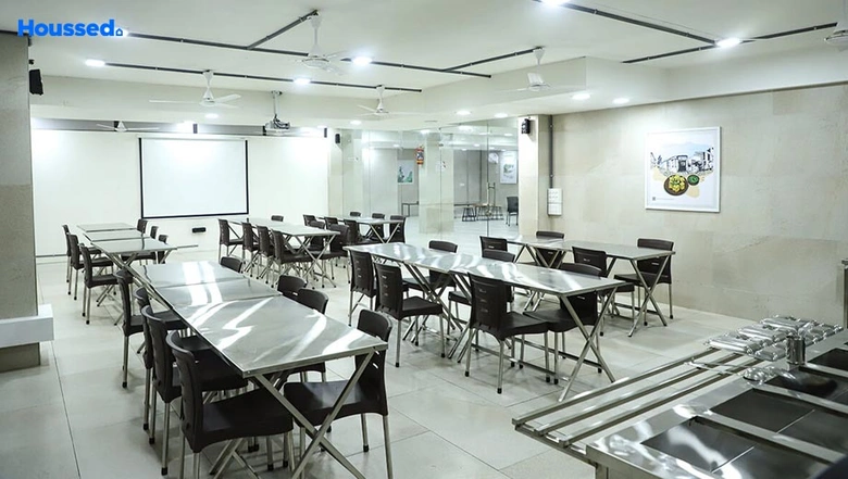 Project Image of Girls PG/Hostel in Stayflh Feels Like Home Explorer, University Area - Image 306279