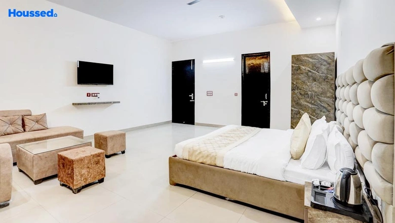 Sample Apartment of Girls & Boys PG/Hostel in Happy Living Himalaya, Sector 51 - Image 307254