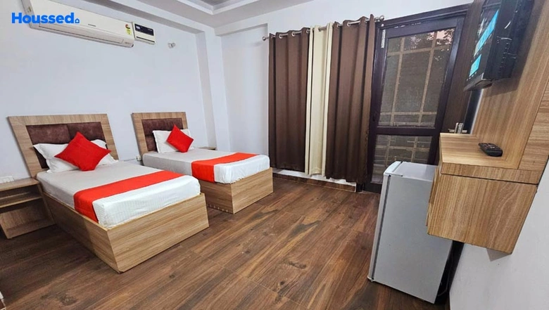 Project Image of Girls & Boys PG/Hostel in Cloud Nine Rooms 679, Sector 43 - Image 308379
