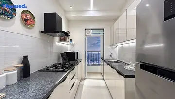 Sample Apartment of Rustomjee Uptown Urbania - Image 23006