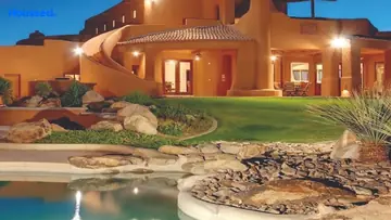 Amenities of Prime One Beverly Woods Villa - Image 353875