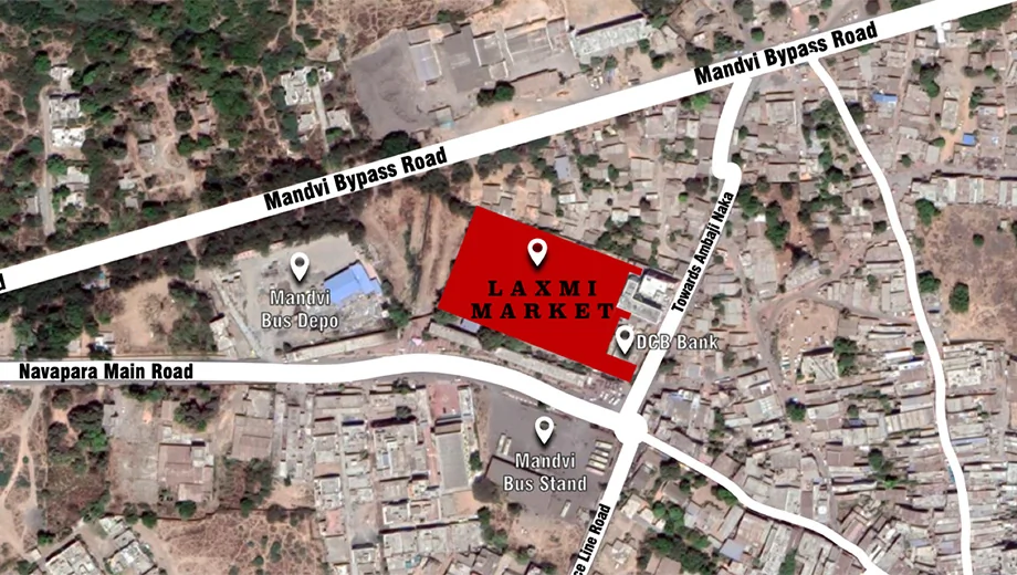 Location of Maha Laxmi Market in Mandvi, Surat - Image 372138