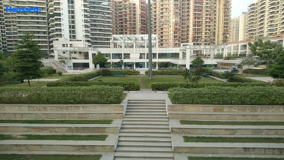 Amenities of Crossing GH 7 Apartment - Image 395095