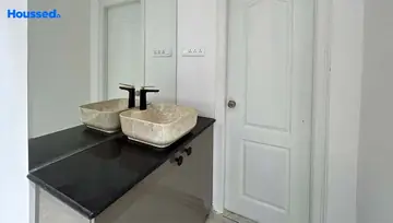 Sample Apartment of Vajra The Royal Park - Image 480
