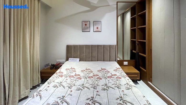Sample Apartment of SKJ Siddharth Luxuria in Tragad, Ahmedabad - Image 30012