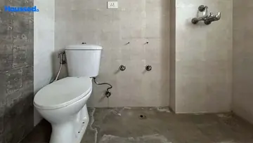 Sample Apartment of Antriksh Golf City - Image 57334