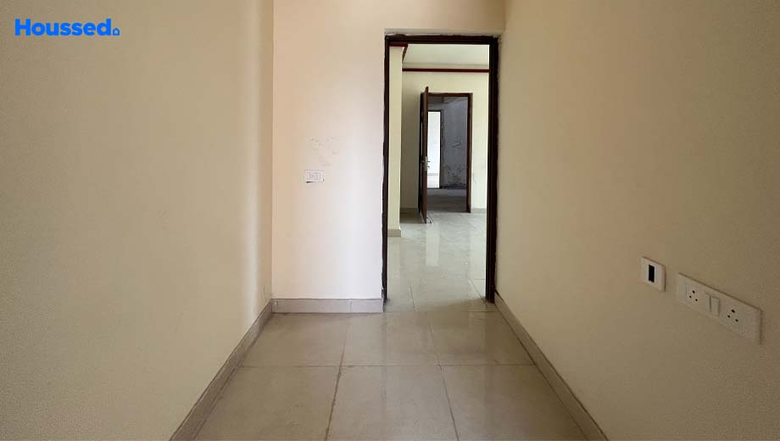 Sample Apartment of Omaxe Royal Residency in Sector 79, Faridabad - Image 7707