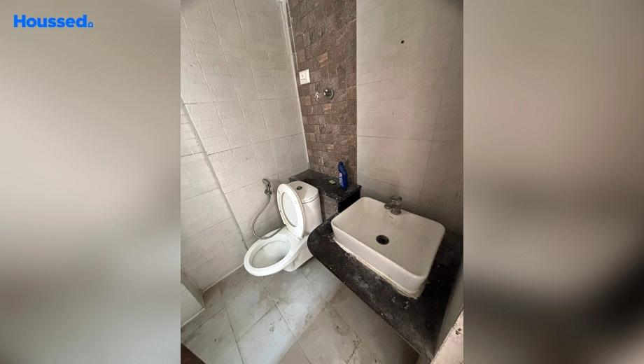 Project Image of 2 BHK Flat for Resale in Wall Rock Aishwaryam, Sector 16 C - Image 50884