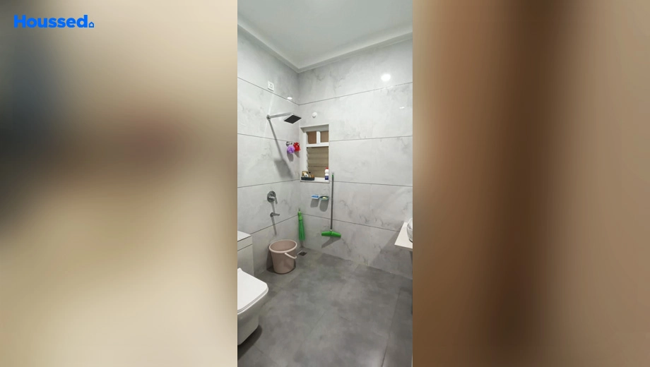 Sample Apartment of 4 BHK Duplex for Resale in Ayodhya Bypass - Image 55663
