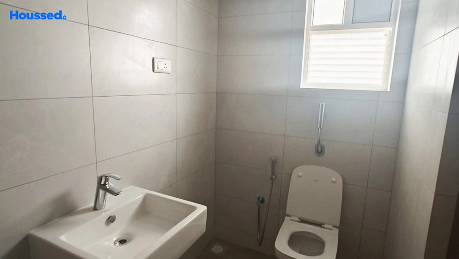 Project Image of 2.5 BHK Flat for Resale in Ambience Courtyard, Manikonda - Image 64864