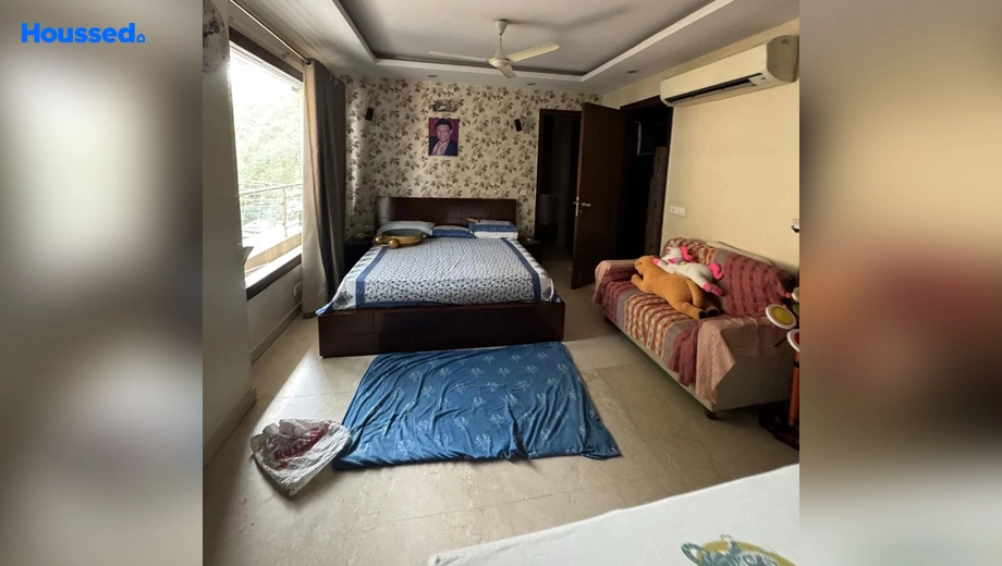Amenities of 3 BHK Builder Floor for Resale in Rajouri Garden - Image 92069