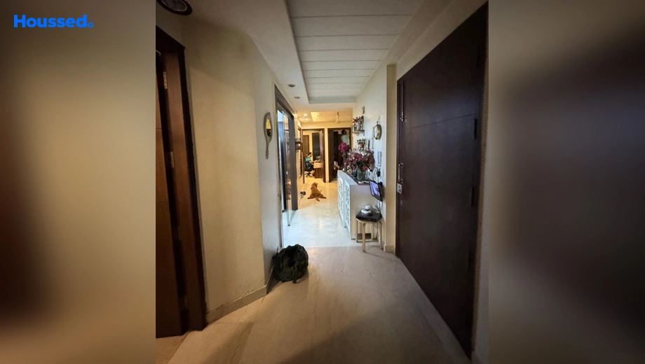 Amenities of 3 BHK Builder Floor for Resale in Rajouri Garden - Image 92072