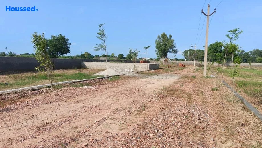 Project Image of Housing Plot/Residential Land for Resale in Yamuna Expressway - Image 93115