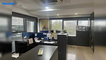 Project Image of Commercial Office Space for Rent in Safal Zaveri Privilon Vaishnodevi Circle, Ahmedabad - Image 104310