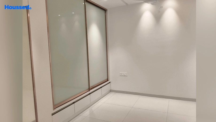 Project Image of 3 BHK Semi-Furnished Flat for Rent in Jayabheri The Nirvana, Gopanpally - Image 106119