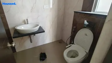 Project Image of 2 BHK Flat for Resale in SMR Vinay Iconia Kondapur, Hyderabad - Image 106126
