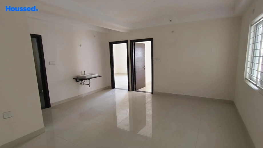 Project Image of 2 BHK Flat for Resale in SMR Vinay Iconia, Kondapur - Image 106125