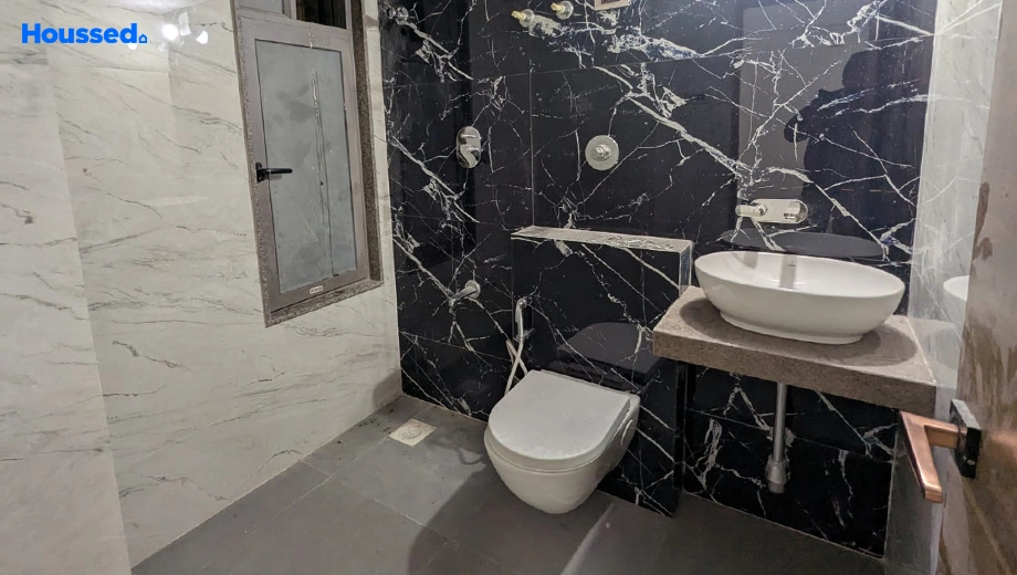 Project Image of 3 BHK Flat for Resale in Swagat Kingsland, Sargasan - Image 106210