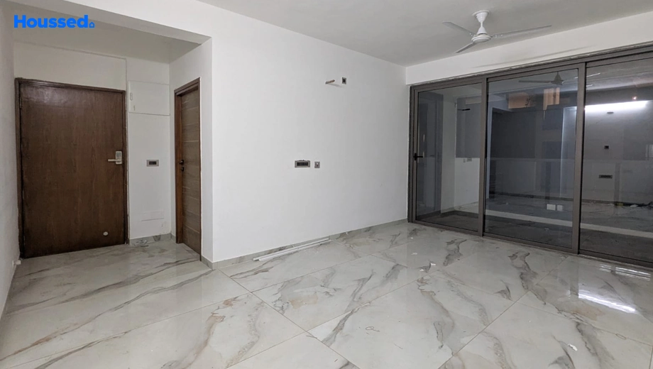 Project Image of 3 BHK Flat for Resale in Swagat Kingsland, Sargasan - Image 106211