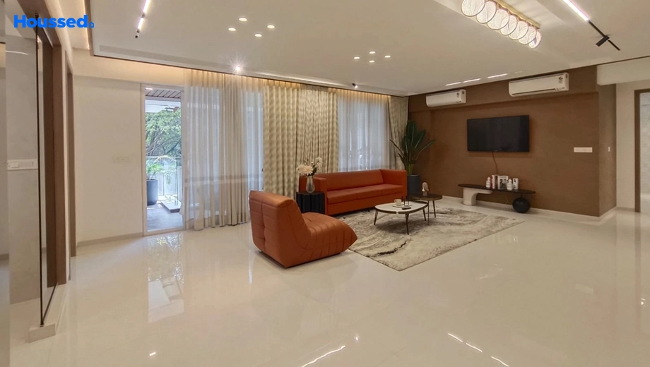 Project Image of 4 BHK Flat for Resale in Senapati Bapat Road - Image 107513