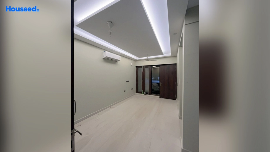 Project Image of 2 BHK Semi-Furnished Flat for Rent in Proview Officer City 1, Raj Nagar Extension - Image 108013