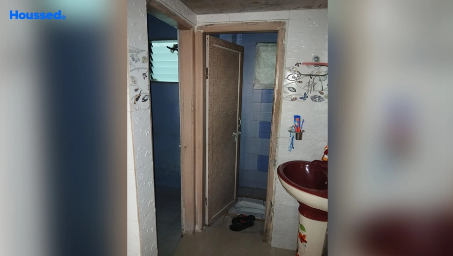 Project Image of 2 BHK Flat for Resale in Amroli - Image 108205