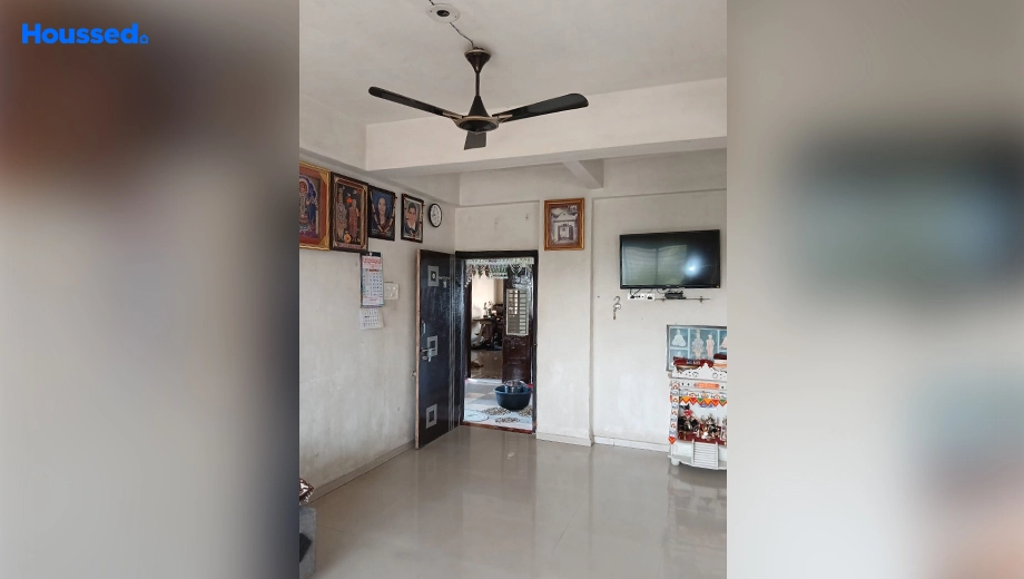 Project Image of 2 BHK Flat for Resale in Amroli - Image 108199