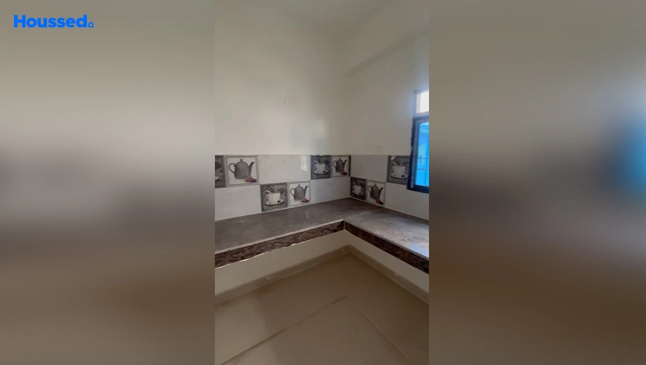 Amenities of 2 BHK Flat for Resale in Nehru Nagar - Image 108654