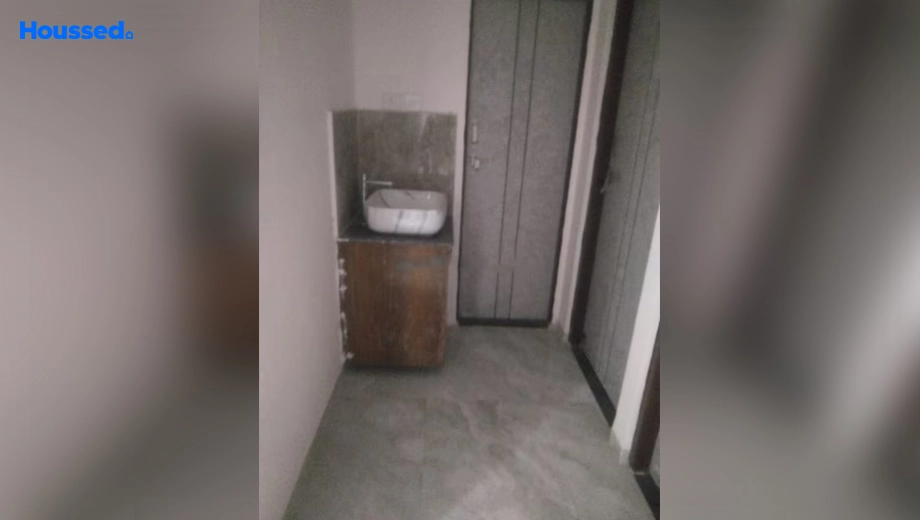 Project Image of 3 BHK Semi-Furnished Flat for Rent in New Manish Nagar - Image 110359