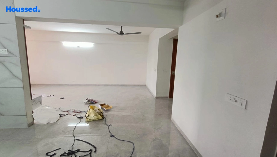 Project Image of 2 BHK Semi-Furnished Flat for Rent in Royal Revanta 3, Randesan - Image 110822
