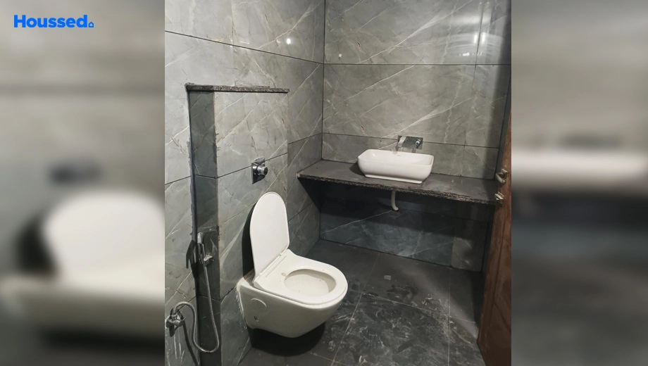 Project Image of 2 BHK Semi-Furnished Flat for Rent in Royal Revanta 3, Randesan - Image 110820